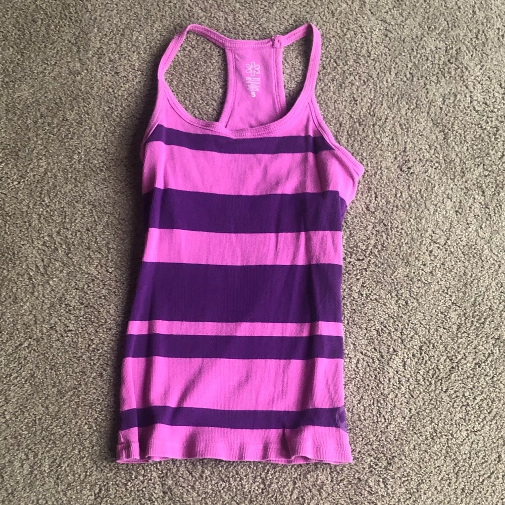 Old Navy workout tank with shelf bra